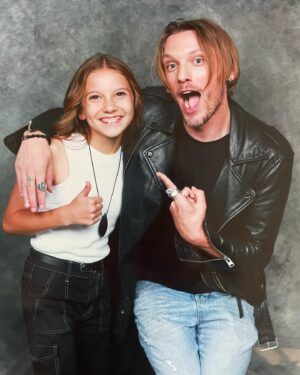 Amie Donald Instagram - Loved meeting you @bowerjamie at @armageddonexponz M3gan and Vecna 

You Rock!!!

@strangerthingstv #amiedonald #strangerthings #jamiecampbellbower #m3gan #vecna