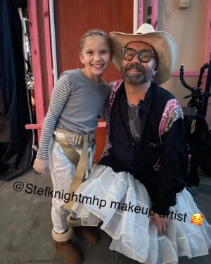 Amie Donald Instagram - Some of my favourite people from #M3gan

@blumhouse @blumhousehorror @universalpictures @universalpicturesnz @atomicmonster 

#amiedonald #meetm3gan