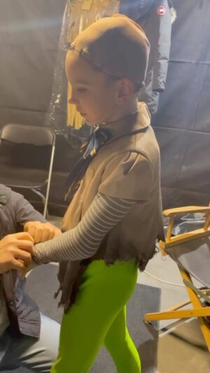 Amie Donald Instagram - The talented Adrien @morotfx who designed M3gan. Adrien and his fabulous team made bts so much fun 🥰

@meetm3gan @universalpictures #m3gan #amiedonald @blumhouse @blumhousehorror
