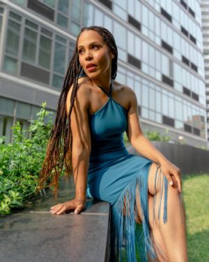 Amirah Vann Instagram - Thank you @nicolemillernyc for highlighting my journey in your Every Woman campaign ♥️ Your clothes always make me feel confident and beautiful! Catch the full interview by tapping the link in my stories. 

Dress @nicolemillernyc • Hair @touchdxtiff / Hair Assistant @anggg_thegreat • Makeup @killahcamz • Photographer @vfpvik (love y’all 🙌🏽)