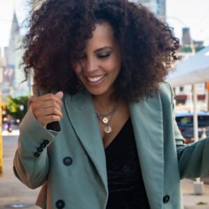 Amirah Vann Instagram - Joy   Discipline   Faith   Breathing   Gratitude = The Good Life!

#gratitude #keys #letsgo 

📷 @vfpvik