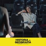 Amparo Noguera Instagram - ¡Por Semana Santa hemos venido a dejar bendecido tu feed! Te compartimos 10 imágenes (stills) de @historiaygeografiafilm 🎬🥸⚔️ Amparo Noguera (@amparo_nogueraoficial) protagoniza esta ácida y divertida sátira sobre la identidad nacional, interpretando a Gioconda Martínez, una actriz de televisión en decadencia que regresa a su ciudad natal para montar una obra de teatro sobre la conquista de Chile. Con un elenco estelar que incluye a Catalina Saavedra (@catalinasaa), Steevens Benjamin (@steevens_benjamin), Pablo Schwarz, Paloma Moreno (@palomamoreno) y Paulina Urrutia (@paulinaurrutia1), "Historia & Geografía" te invita a un viaje irreverente por la historia de Chile, sus mitos y contradicciones. Los esperamos en las salas desde el 18 de abril 🎬 #HistoriaYGeografía