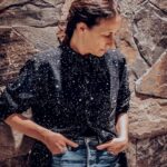 Amparo Noguera Instagram - Camisa @tienda.chucara de mi querido amigo y compañero @fele.rojasd
