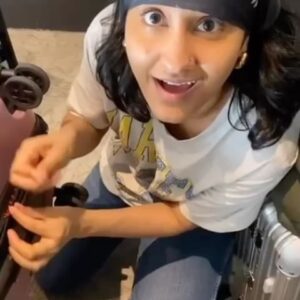 Amrit Kaur Instagram - God doing me humble. Sewing my cheap suitcase coming from QOMD movie premiere as Jesse Eisenberg walked by. My cheap ass is still wondering if it’s quite time to buy a new one yet 🧐