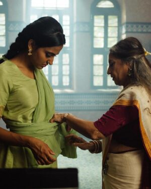 Amrit Kaur Instagram - Some behind the scene stills by the talented @irwincine   The Queen of My Dreams.   A “coming of age” story “coming to you” on Cineplex screens in Canada. March 22nd :) 

@thefawz @hmzlhq