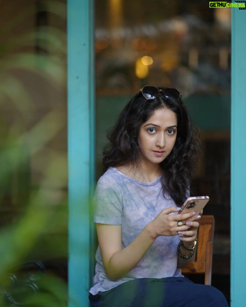 Amrita Chattopadhyay Instagram - 🍃✨ 📸 @that_cam_boy_official #instamood #instagram #instaphoto #nature #summer #candid #shoot #photoshoot #candidshot #noedit #nofilter