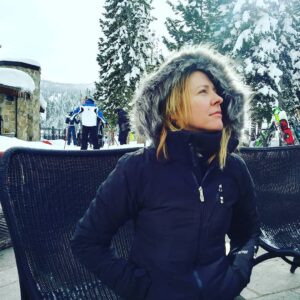 Amy Hargreaves Instagram - I remember skiing