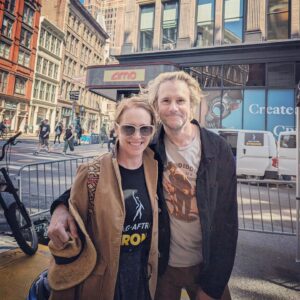 Amy Hargreaves Instagram - The Jensens are a union family 💥

@sagaftra 
#sagaftrastrike