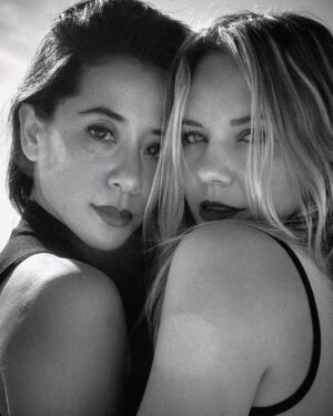 Amy Johnston Instagram - The yin to my yang or yang to my yin🤍🖤

I am inspired by the women around me @taramacken @foreverseen 📸