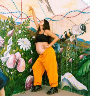 Amy Maghera Instagram - I can’t wait to meet you, little baby inside. A few weeks to go…

Photo by: @p_a_c_t_ 🧡