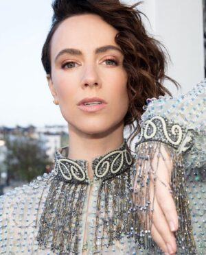 Amy Manson Thumbnail - 1.4K Likes - Top Liked Instagram Posts and Photos