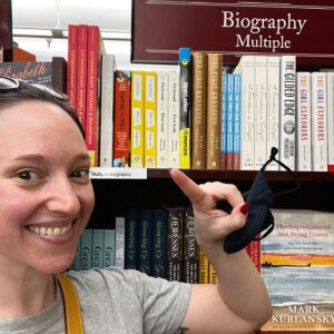 Amy Shira Teitel Instagram - Coming from the gym but whatever I found Fighting for Space IN THE BIOGRAPHY SECTION! It’s the orange spine, by the way… This has been an issue. Stores keep filing it in astronomy which a) it isn’t and b) no one goes to. Seeing my book where I wrote it to live feels SO DARN GOOD! #author #ffs #bookstagram