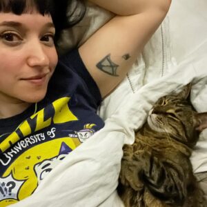 Amy Shira Teitel Instagram - Sometimes Pete is a snuggle bunny. #cats