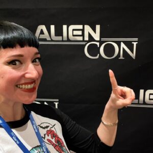 Amy Shira Teitel Instagram - I learned so much at #AlienCon, some of which broke my brain in a good way and some of which broke my brain in a very weird way. And I got to meet a bunch of people I’ve worked with virtually for ages. I had a blast yesterday! Also saw this fantastic wine holder (?) I kinda regret not buying.