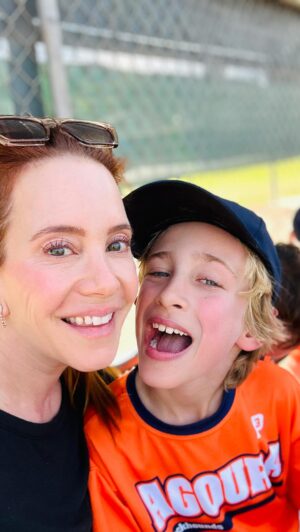 Amy Davidson Instagram - Final game of the fall season and Lennox hit his very first home run! ⚾️ I'm not sure I've ever been more proud! 😭👏🏻And the jump into daddy's arms... that's what did it for me...🥹Len's improvement from the beginning of the season to the end has been so fun to watch! Congrats baby boy! 👏🏻💯♥️ Keep up the dedication and commitment! 

And good job, coach!! Your dedication and commitment to these kids is a beautiful thing to witness. It's so obvious you do it out of love for the kids and love for the game. Congrats babe!😘♥️⚾️💯