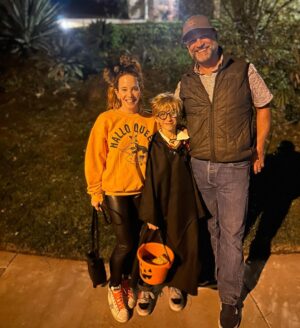Amy Davidson Instagram - It's been a challenging 72 hours to say the least. I talk about it in the next slide. 

Here's what I'm grateful for: the sweetest son, the fact this kiddo got to trick-or-treat, caring and kind doctors, medicine, advanced technology, a calm and comforting Pediatrician who did not let the ER doctor scare us… Lennox is totally fine. We had a scare but we are past it. This kid is back at school and ready for November! It's November! 🤪😅 Check out the beautiful hairstyles Len created for me while we waited in his pediatricians office.😉💈👩🏻‍🦰