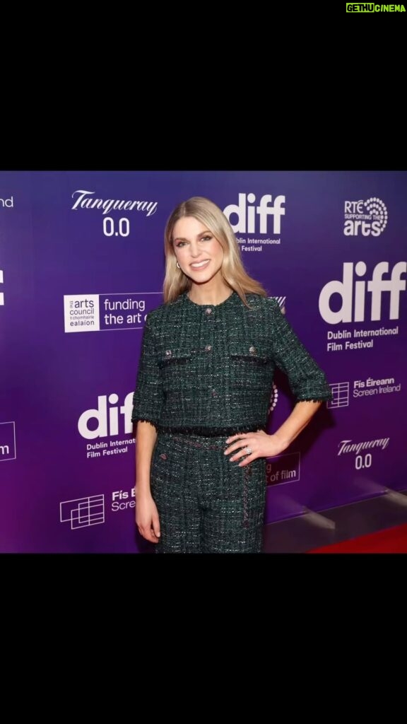 Amy Huberman Instagram - Ad Filums Filums Filums! Get them into my eyeballs pls! The absolute dreaminess of sitting in a dark room not having to speak for an hour or two 🎥 Top that with popcorn and a rake of fizzy pick-a-mix and we are good to go. This year as a part of @dublinfilmfestival I am so excited to be involved in the inaugural upcoming Tanqueray 0.0% Film Club featuring four unmissable Q&As . I will be in conversation with the DIFF Discovery nominees chatting to incredible emerging talent in film on Sunday the 25th of February, as well as presenting the 2024 Discovery Award in the award ceremony. If you’re into film, love film chats, want to join in on discussions about all aspects of the industry come and join us! I’ll save you the red jellies (actually the yellow ones, not as mad on them)   As part of the series, there are other dreamy events you can get tickets for; conversations with some of the industry’s most celebrated cinema talent including internationally renowned actor Hugo Weaving, Academy Award Winning Director Steve McQueen and the prolific producer Trudie Styler. Get your tickets on www.diff.ie and come join us.   @tanqueraygin   #BrandAmbassador #Tanqueray00