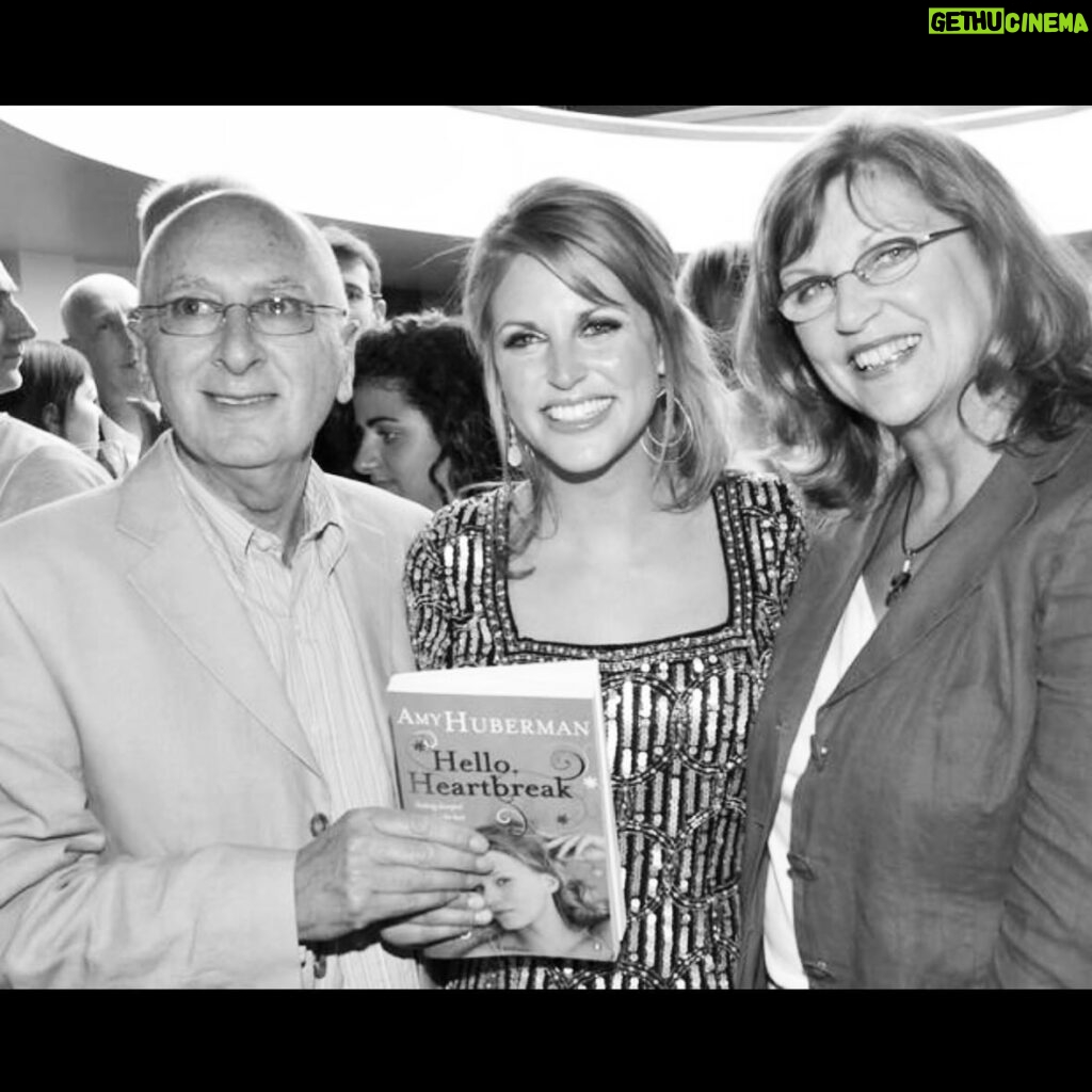 Amy Huberman Instagram - Came across this pic just now with my Mum and Dad, & in light of World Book Day yesterday it’s such a special memory to look back on ❤️ the night of my first book launch (c.1876) To parents who say “Do it, do the thing!” Although Dad looks like he’s trying to rob a free copy. Could have sorted one for him FFS.