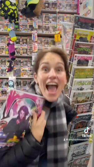 Amy Jo Johnson Instagram - Whoohoo! Issue 2 comes out on Wednesday March 13th!! #powerrangers #mmprthereturn @boom_studios