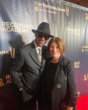 Amy Klobuchar Instagram - Jimmy Jam is a legend who along with Terry Lewis helped define the Minneapolis sound and toured with Prince. It was an honor to receive the @recordingacademy award from him for the work we’ve done on Save our Stages & ticketing.