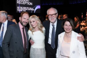 Amy Klobuchar Instagram - Fantastic night with Ralph Fiennes, Judith Light, John Lithgow and so many others at @shakespeareindc's annual gala. Honored to receive the Sea Change Award for the bipartisan Save Our Stages Act which helped independent venues across the country survive the pandemic.