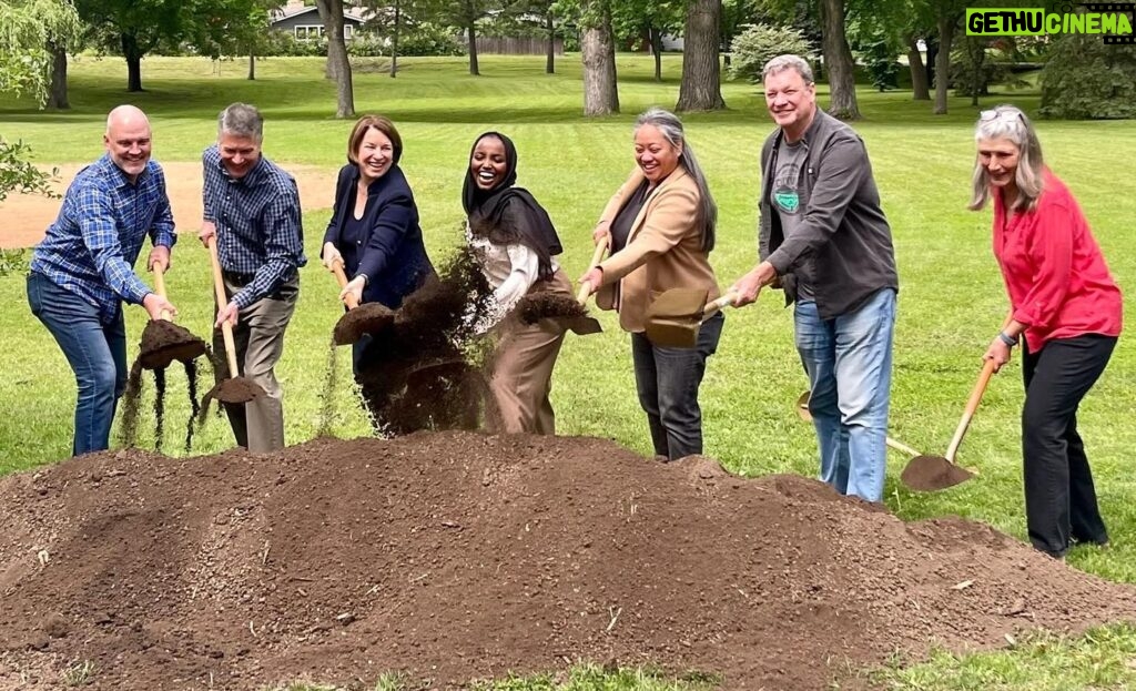 Amy Klobuchar Instagram - I joined St. Louis Park Mayor Nadia Mohamed and Rep. Larry Kraft at the Cedar Lake Rd and Louisiana Ave reconstruction groundbreaking. This project utilized federal funding to ensure these major roadways keep up with the growing community and will help improve public safety.