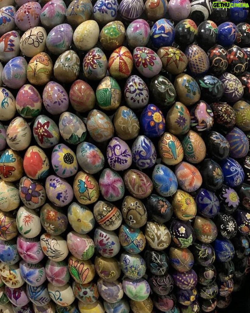 Amy Klobuchar Instagram - Happy Easter Weekend - I wanted to share this photo of the beautiful Ukrainian tradition of decorating Easter eggs called Pysanky. I took this photo of a display at our U.S. Embassy in Kyiv in January of 2023, and I am thinking of Ukrainian families during this holiday.
