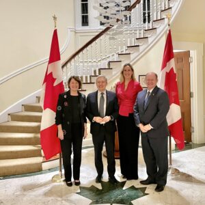 Amy Klobuchar Instagram - Minnesota shares a special economic and cultural connection with Canada. It was great to join Canadian Ambassador Kirsten Hillman and Minister of Innovation, Science, and Industry of Canada François-Philippe Champagne, Sen. Chris Coons and other colleagues for a discussion on how best to strengthen those ties.