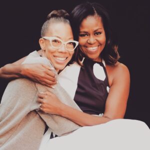 Amy Sherald Instagram - This is 60. Happy Birthday @michelleobama Love you⭐️ Thank you for being such a great friend and big sister ❤️✨