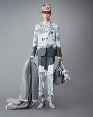 Amy Sherald Instagram - Happy our worlds collided @thombrowne 🖤 
@amine 
@anhduongart
@melton
@official.alankim
@thombrowne
@whoopigoldberg
@leeepfrog
@liluzivert

@GQ 
@Charlieengman
@yanggoh / @samuelhine
