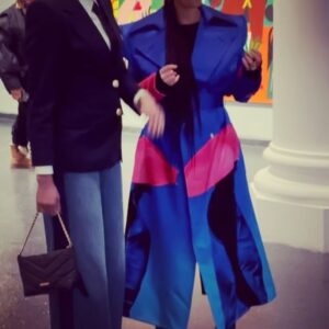 Amy Sherald Instagram - Love these two for real  @therealswizzz @aliciakeys ❤️✨ GIANTS works from the @thedeancollection opens Feb 10 organized by Kimberli Gant, Curator of Modern and Contemporary Art  @brooklynmuseum  The last two days have been like a reunion.  It’s been so great to be in community with my art family. #giants #art #artistsoninstagram