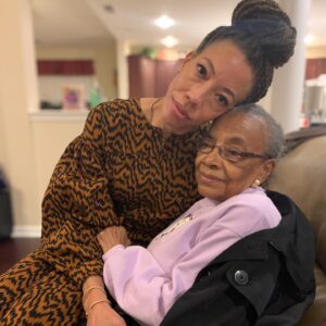 Amy Sherald Instagram - It’s my Mommaners birthday also known as The Geraldine also known as The General. My favorite thing about looking in the mirror now at 47 is seeing her face in my face.  I reflect about her 47 year old self  and think about myself now at the same age.  She is such an amazing woman.  So grateful for all she pours into our family.  Today is also my heart transplant birthday.  So on this day my gratitude to have my life extended to be able to wish her a happy birthday always stands at attention to my donor Kristins family. 👩🏼‍🤝‍👩🏽#adventuresofkristinandamy #hearttransplantrecipient #birthdaygirls