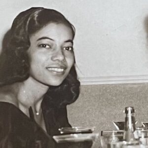 Amy Sherald Instagram - Celebrated my mom’s 88th this weekend with friends. It’s also my transplant birthday. Im forever grateful for all of my bonus years and the opportunity to be here to celebrate her and Kristin on this day 💞 #adventuresofkristinandamy #livinglegacy #donatelife #neverforgettosaythankyou