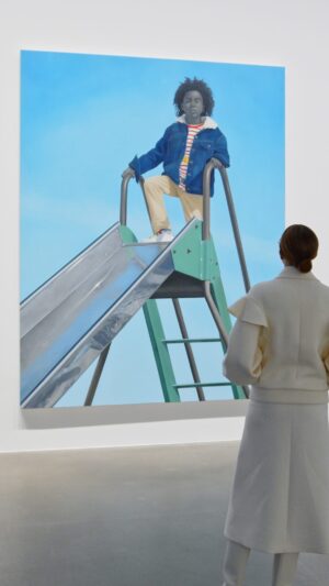 Amy Sherald Instagram - Opening today: ‘The World We Make’ across both London galleries @hauserwirth and on view through 23 December 💙

#AmySherald #HauserWirthOnFilm #hwonfilm