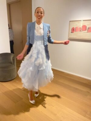 Amy Sherald Instagram - Last night was so much fun! I love you framily.. you know who you are! Thanks to everyone that came out to @hauserwirth . Special special shout out to London based designer @bora_aksu and my friend @luxurylaw who dressed me🌹🌹I felt all the feels 🌹🌹