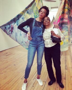 Amy Sherald Instagram - The Geraldine Sheraldine❤️💎❤️ at a @lafayette148ny shoot with me striking a pose #sagittariusmomsrock #neverlosthergroove #mothersday #amothersloveisforever