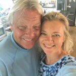 Amy Smart Instagram – I’m so grateful to spend today with my dad and husband. Dad ~I always have felt so loved by you and Carter wow what a great daddy you are to Flora! Thank you both for being you 🥰 @carterooster #youngatheart