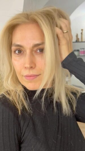 Ana Bacalhau Instagram - Mais loura do que nunca 🙅 

Hair by @davidxavier.hairpro

#highlights #balayage #hair #haircolor #haircut #blondehair #blonde #hairstylist #behindthechair #hairstyle #hairstyles #babylights #hairgoals #hairdresser #beauty #longhair #hairtransformation #salon #ombre #modernsalon #hairsalon #lowlights #color #instahair #love #hairinspo #fashion