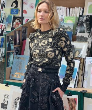 Ana Girardot Instagram - Chanel days are always fun days ❤️ 
@chanelofficial @virginieviard