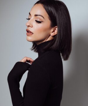 Ana Villafañe Instagram - 🌹flourish, baby.

brilliance by @jontaylorphoto &  @makeup_by_emilia