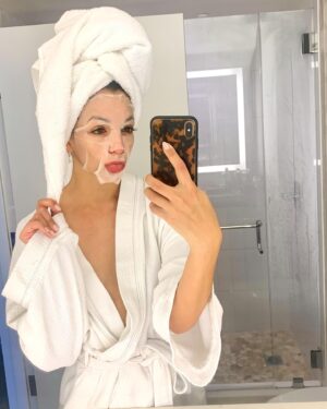 Ana Villafañe Instagram - ERRONEOUS brb swipe to see me ugly-cry at CVS.

Dream project, dream role, dream team. Love you all #BadMonkey