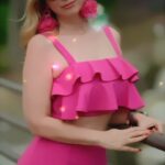 Anaís Instagram - Muchos querrán apagar tu luz, pero cuando es Dios que te alumbra, no hay quien pueda opacarte 🩷🌸🌺 #anais #love #losangeles #springfashion 👗 @atouchofkat 🎥 @dawlinphotography