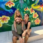 Anaïs Sanson Instagram - Petite journée hyper sympa au Blue Tree à Phuket aujourd’hui 💙(c’est un Aquapark) On a adoré😍 Si vous avez des endroits à nous conseiller à Phuket n’hésitez pas à me dire en commentaire,merci ❤️ #family#familylife#familytravel#familylove