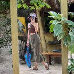 Ana Coto Instagram - 🥝🐍🌴🥥🌧🕊💋💃🏻❤️🇲🇽