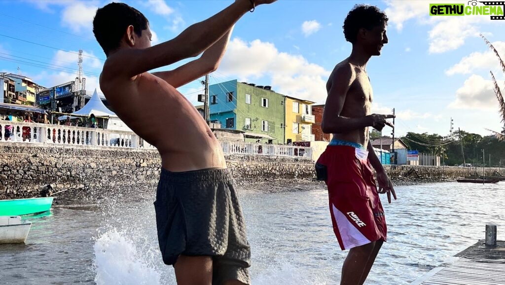 Ana Flavia Cavalcanti Instagram - São Sebastião passeando pela Península de Maraú. Que esse ano tenhamos boa colheita, paz pro coração e mente tranquila.