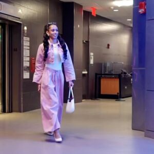 Ana Giulia Zortea Instagram - Barbie is the theme of 2023 💅🏽💗🫶🏽👛🌸