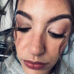 Ana Guerra Instagram - El otro día en la premier de @locomiaoficial Gracias! @yslbeauty #makeuplook #yslbeauty @jesus_pyn @sandrononna por dejarme bellisimaaaaaaa 🩵🩵🩵