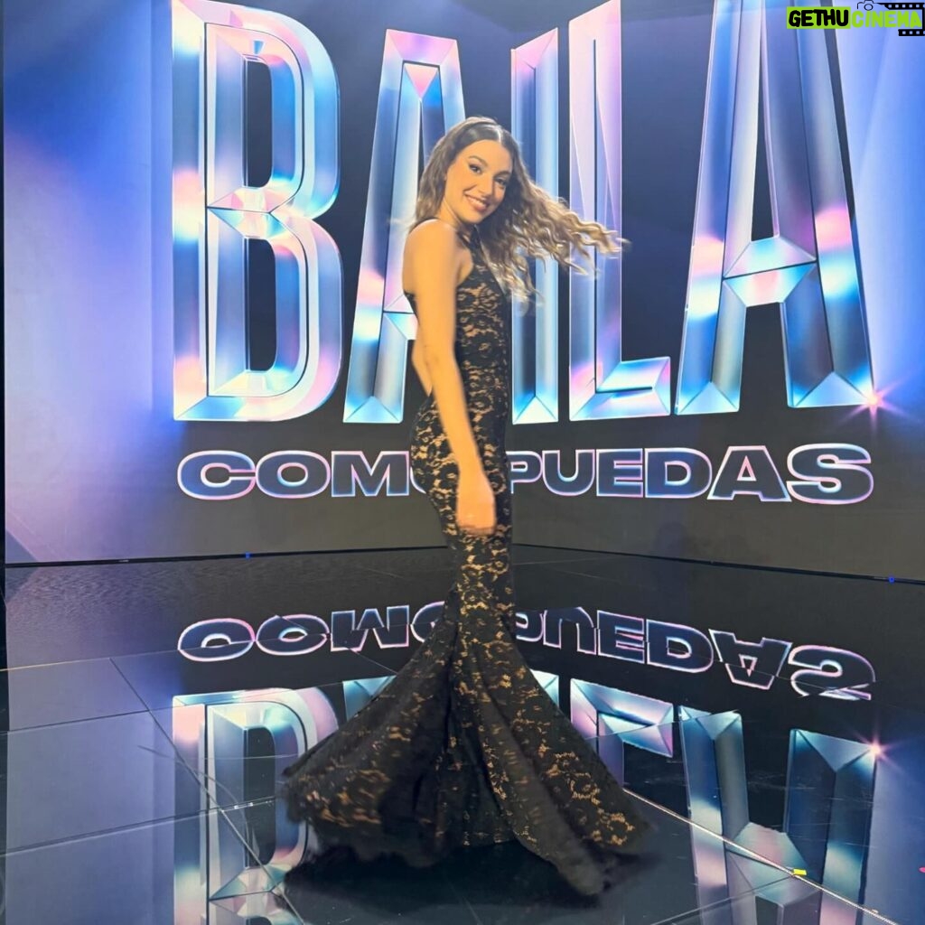 Ana Guerra Instagram - Mono o vestido?