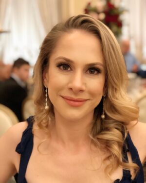 Ana Kasparian Instagram - #drunksmirk