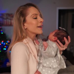 Ana Kasparian Instagram - There are so many things to be grateful for. But the way my ❤️ feels like it’s going to explode with joy around my nieces and nephews is incomparable to anything else.